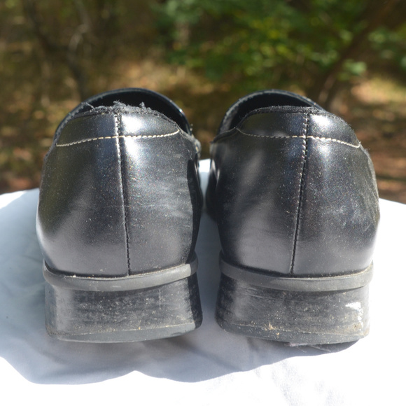 Black loafers with snakeskin pattern - Picture 3 of 8